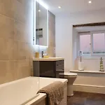 Sunnydene 斯泰兹
